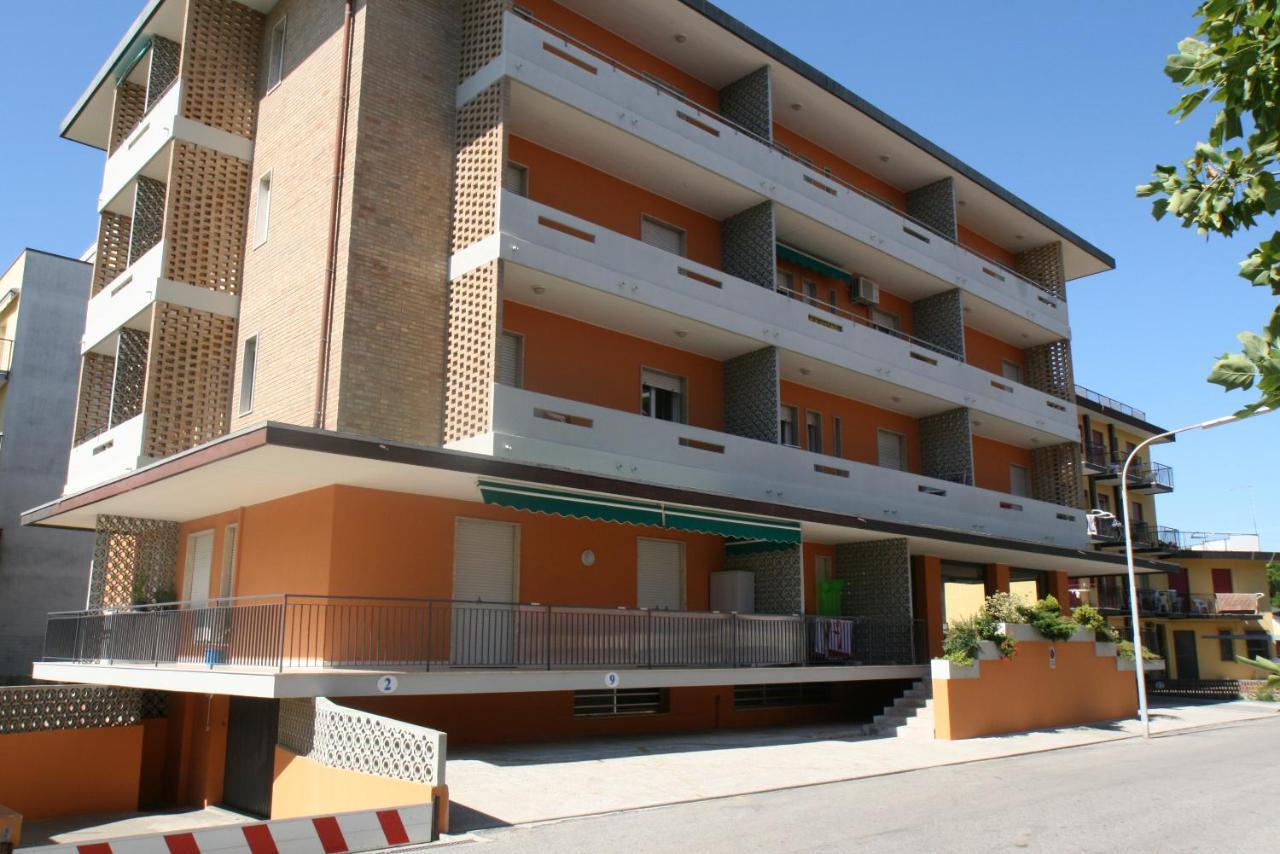 Residence Houston Lido di Jesolo Exterior photo